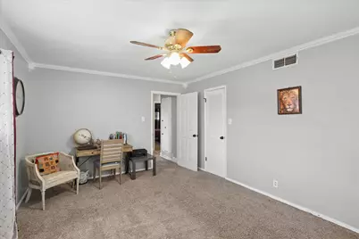 5705 Diamond Oaks Drive N, Haltom City, TX 76117 - Photo 23
