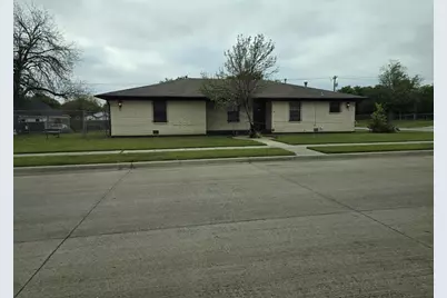 5833 Geddes Avenue, Fort Worth, TX 76107 - Photo 1