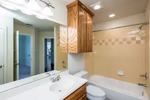 10913 Golfview Way, Benbrook, TX 76126 - Photo 15