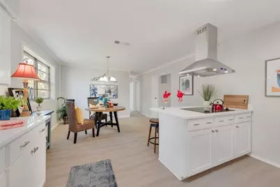 705 SW Sunnybrook Drive, Burleson, TX 76028 - Photo 5