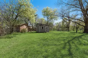 705 SW Sunnybrook Dr, Burleson, TX 76028 - Photo 31