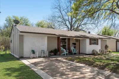 705 SW Sunnybrook Drive, Burleson, TX 76028 - Photo 13