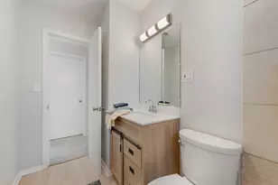 705 SW Sunnybrook Dr, Burleson, TX 76028 - Photo 29