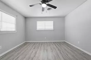 6028 Walraven Cir, Fort Worth, TX 76133 - Photo 23