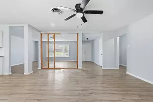 6028 Walraven Cir, Fort Worth, TX 76133 - Photo 7