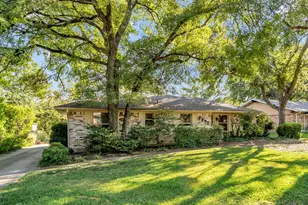 2972 Maydelle Ln, Farmers Branch, TX 75234 - Photo 19