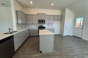 4700 Essonite Rd, Little Elm, TX 76227 - Photo 11