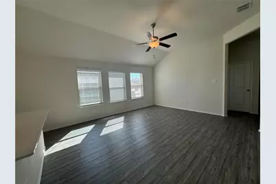 4700 Essonite Road, Little Elm, TX 76227 - Photo 9