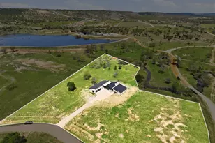 12 Crocket Valley Ct, Strawn, TX 76475 - Photo 5