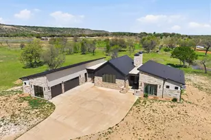 12 Crocket Valley Ct, Strawn, TX 76475 - Photo 37