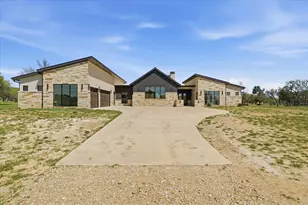 12 Crocket Valley Ct, Strawn, TX 76475 - Photo 3