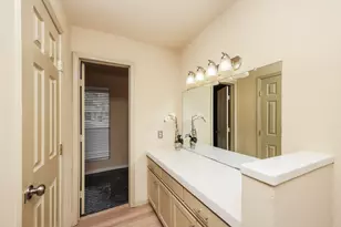 813 Hudson Dr, Garland, TX 75043 - Photo 11