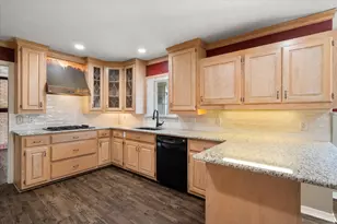 1445 Oaklawn Dr, Corsicana, TX 75110 - Photo 11