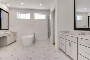 211 Carroll St, Fort Worth, TX 76107 - Photo 11