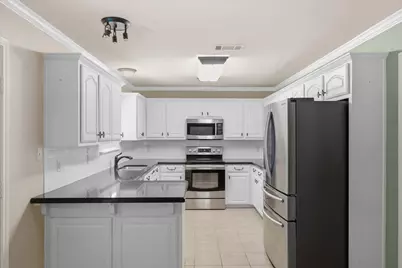 190 Westshore Drive, Wills Point, TX 75169 - Photo 9