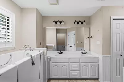 190 Westshore Drive, Wills Point, TX 75169 - Photo 17