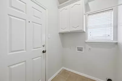 3103 Sandcastle Trail, Arlington, TX 76012 - Photo 9