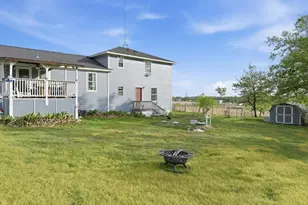 104 Co Rd 412B, Lott, TX 76656 - Photo 31