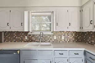 108 Pearly Top Dr, Glenn Heights, TX 75154 - Photo 13