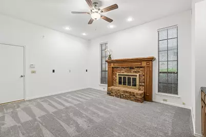 1222 Sycamore Drive, Carrollton, TX 75007 - Photo 15