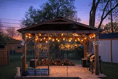 211 Mildred Lane, Benbrook, TX 76126 - Photo 27