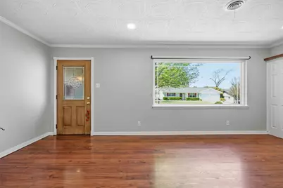 211 Mildred Lane, Benbrook, TX 76126 - Photo 3