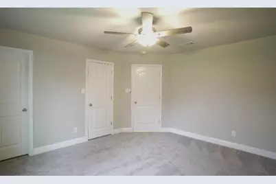 448 Chase Avenue, Cleburne, TX 76031 - Photo 15