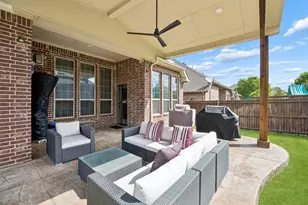 814 River Oak Ave, Euless, TX 76039 - Photo 29