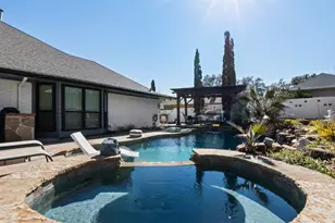 3021 Club Hill Dr, Garland, TX 75043 - Photo 7