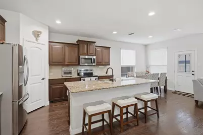 924 Meadow Scape Drive, Fort Worth, TX 76028 - Photo 9