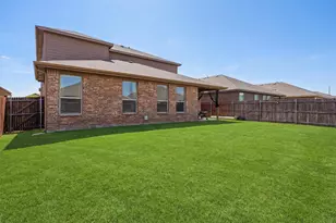 924 Meadow Scape Dr, Fort Worth, TX 76028 - Photo 37