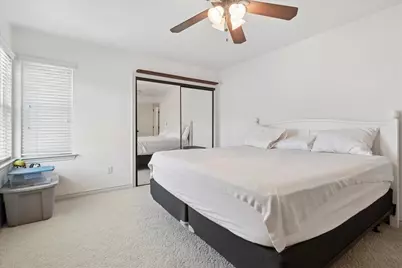 924 McCoy Drive, Irving, TX 75062 - Photo 33