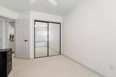 924 McCoy Drive, Irving, TX 75062 - Photo 31