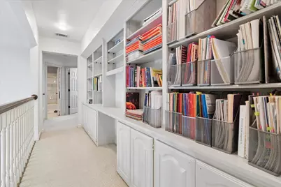 924 McCoy Drive, Irving, TX 75062 - Photo 29