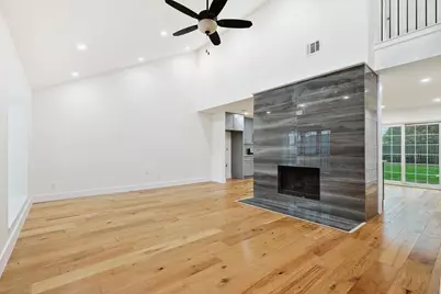 402 Creekmeadow Lane, Lewisville, TX 75067 - Photo 13