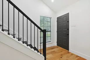 402 Creekmeadow Ln, Lewisville, TX 75067 - Photo 19