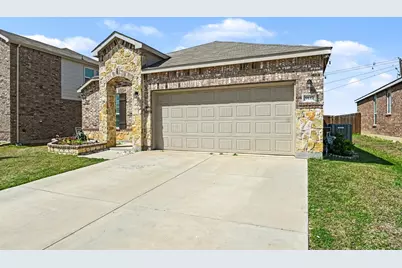 9117 Redshire Lane, Fort Worth, TX 76131 - Photo 3