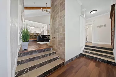 2711 Spyglass Drive, Carrollton, TX 75007 - Photo 9