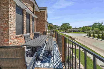 2711 Spyglass Drive, Carrollton, TX 75007 - Photo 31