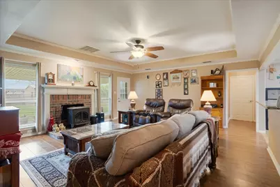 105 Mulberry Drive, Trenton, TX 75490 - Photo 7