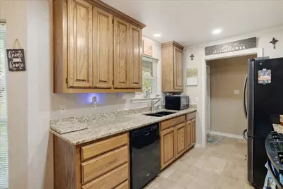 105 Mulberry Drive, Trenton, TX 75490 - Photo 11