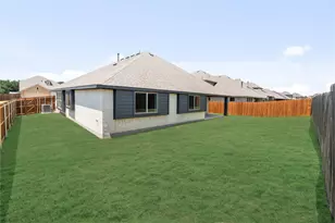 179 Creekside Dr, Sanger, TX 76266 - Photo 33