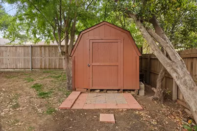 4017 Cherryhill Court, Arlington, TX 76016 - Photo 25