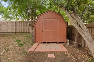 4017 Cherryhill Ct, Arlington, TX 76016 - Photo 25