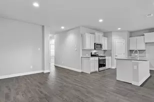 15633 Leinster Pass, Fort Worth, TX 76247 - Photo 9