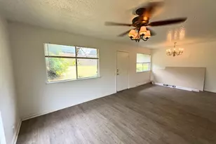 2613 Amherst Ct, Irving, TX 75038 - Photo 3