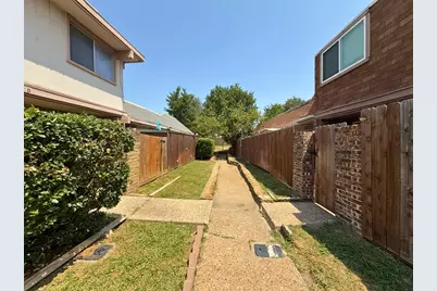 2613 Amherst Court, Irving, TX 75038 - Photo 17