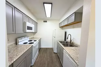 [Address not provided], Irving, TX 75038 - Photo 5