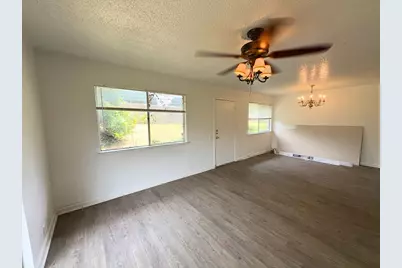 2613 Amherst Court, Irving, TX 75038 - Photo 3