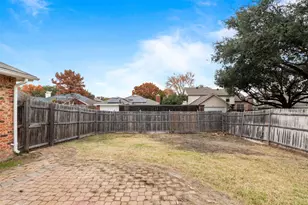 983 Downey Dr, Lewisville, TX 75067 - Photo 39